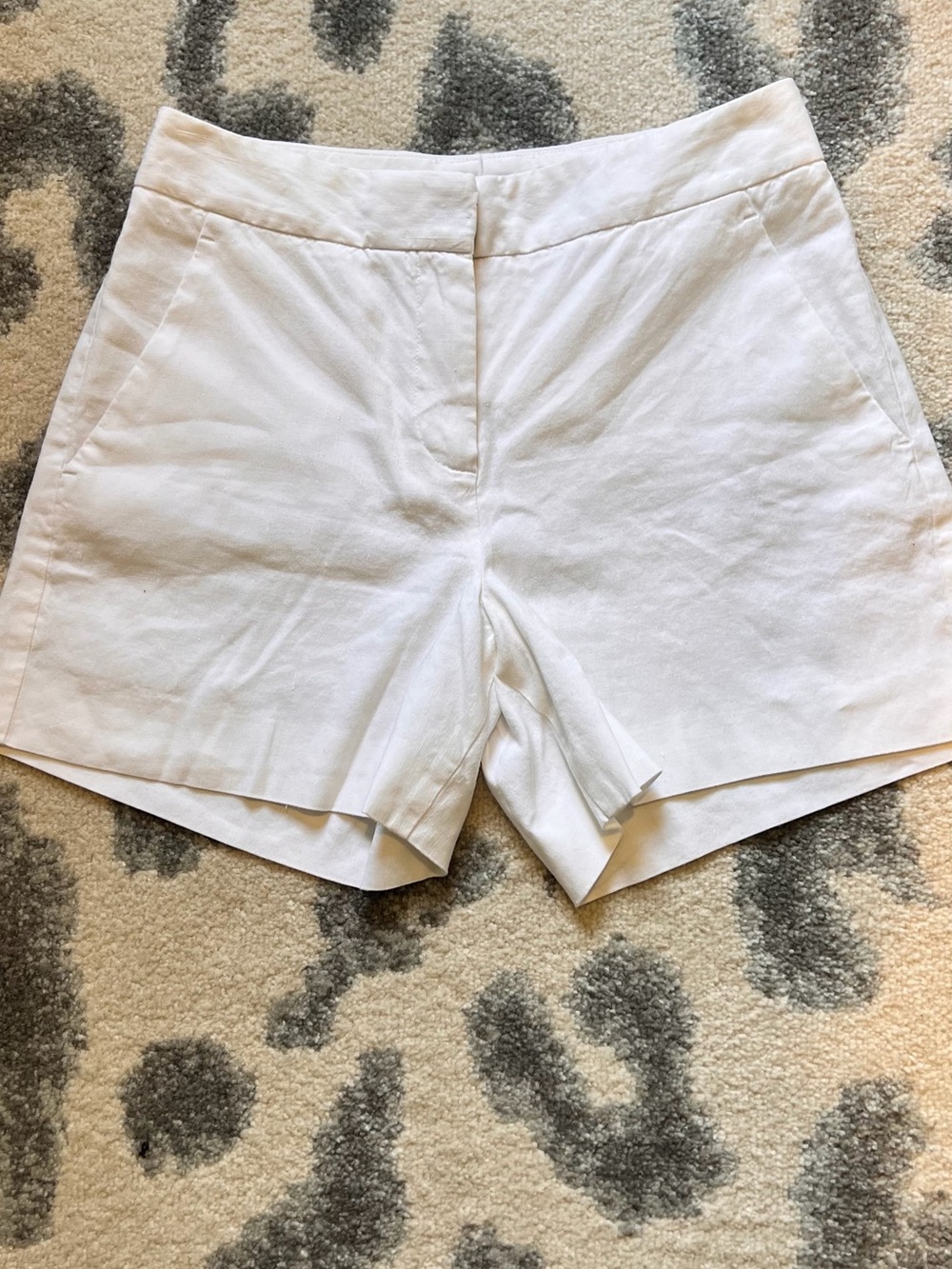 THEORY White Women's Tailored Shorts SIZE 00